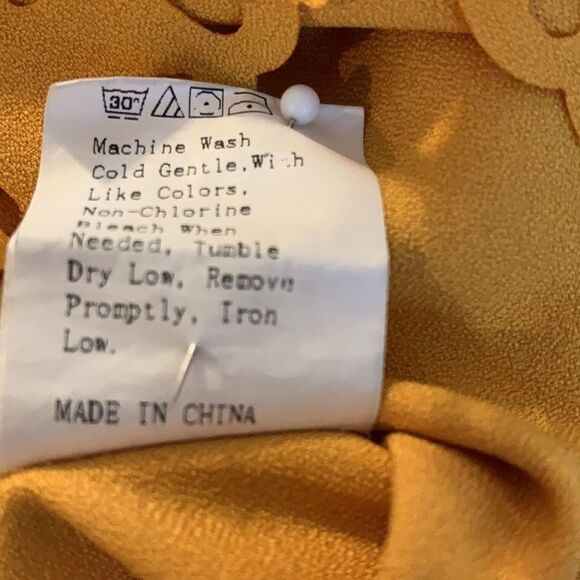 SHEIN mustard yellow cut out detailing short sleeve blouse - Picture 6 of 8